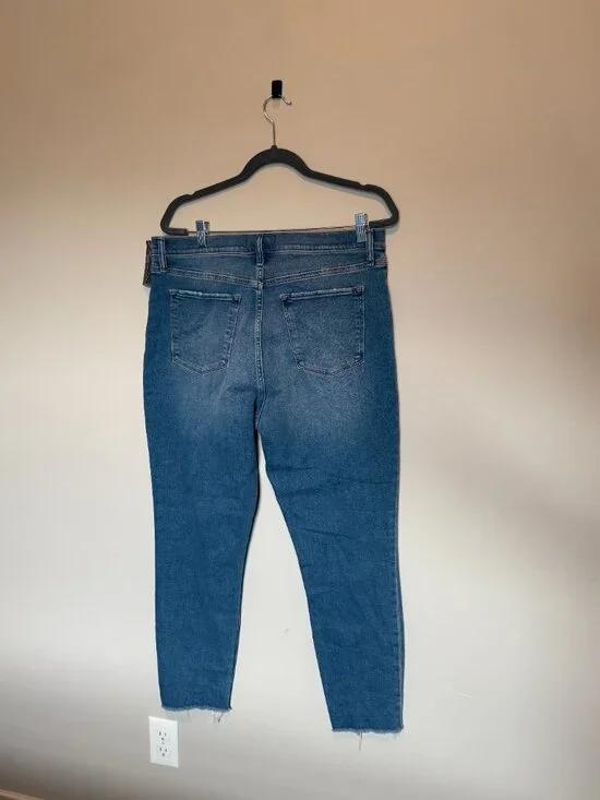 Abercrombie & Fitch Super Skinny Ankle Jeans Women’s 33 High Rise Distressed - Picture 2 of 3